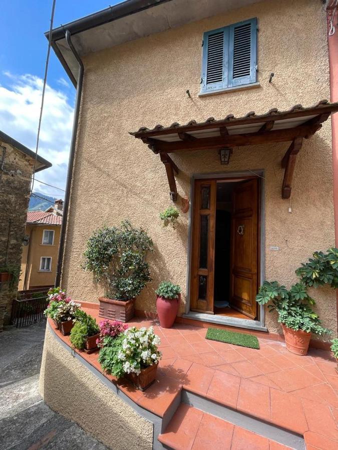 Villa La Casa Di Franco Ruosina Exterior foto